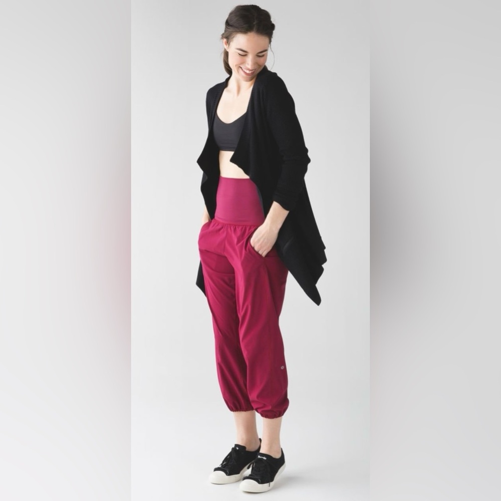 Lululemon Om Pants In Rosewood Inseam 24” Size 6